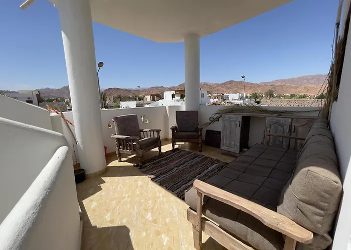 Sunny House Apartment *