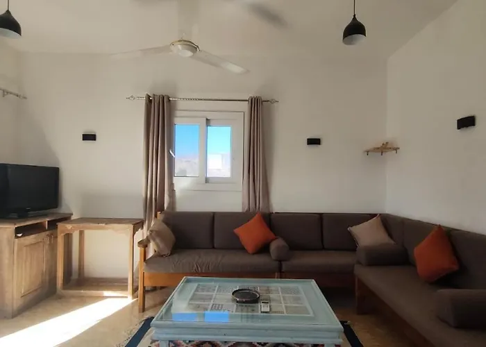 Apartment Sunny House *