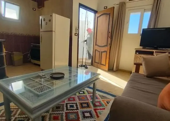 Sunny House Apartment