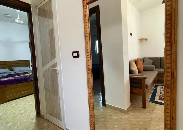 Apartment Sunny House *